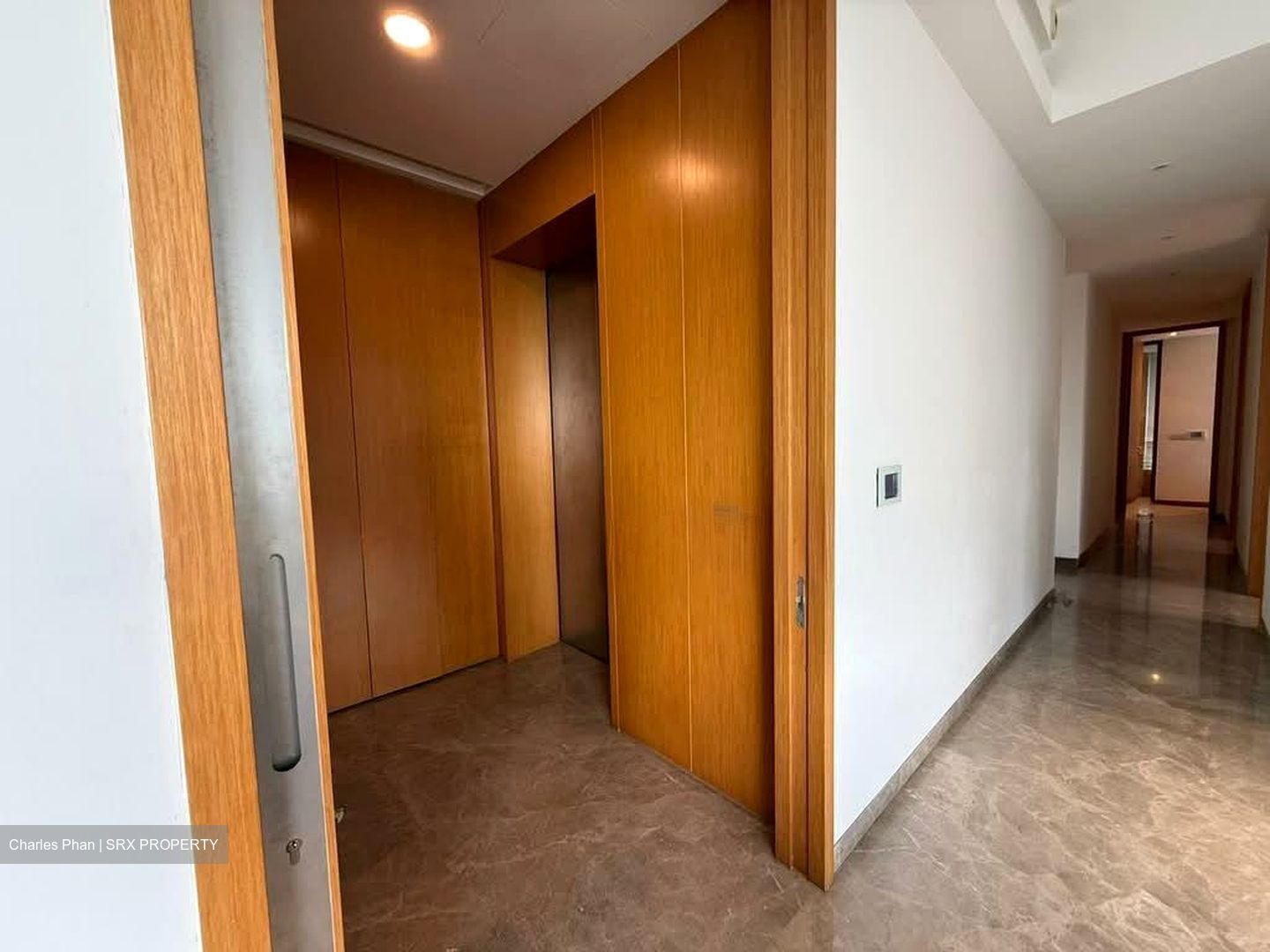 Nouvel 18 (D10), Condominium #592727991